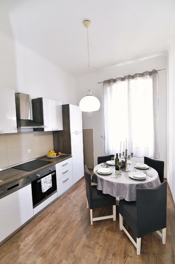 Donatella Apartment Rijeka Exterior photo